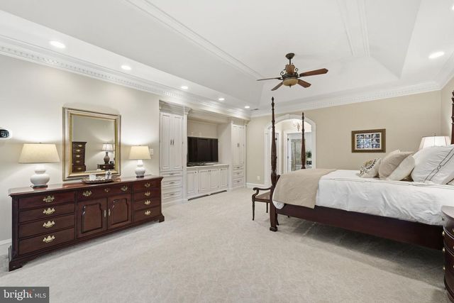 3002 APPLE BROOK LN, Oakton, VA 22124