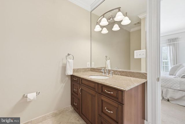 3002 APPLE BROOK LN, Oakton, VA 22124