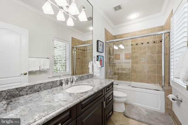 3002 APPLE BROOK LN, Oakton, VA 22124