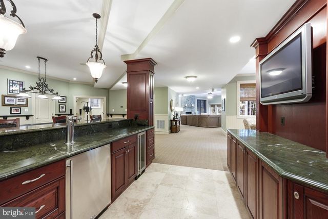 3002 APPLE BROOK LN, Oakton, VA 22124