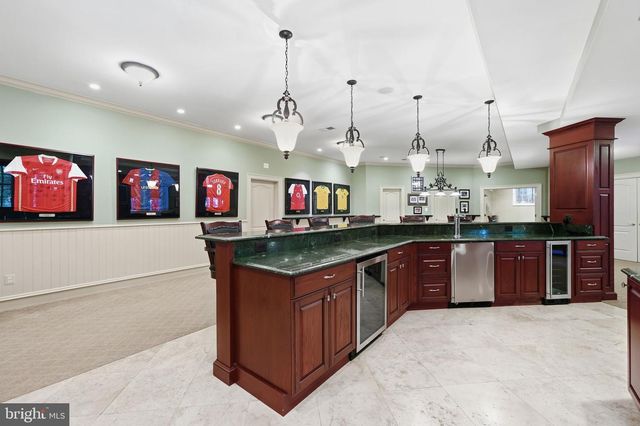 3002 APPLE BROOK LN, Oakton, VA 22124