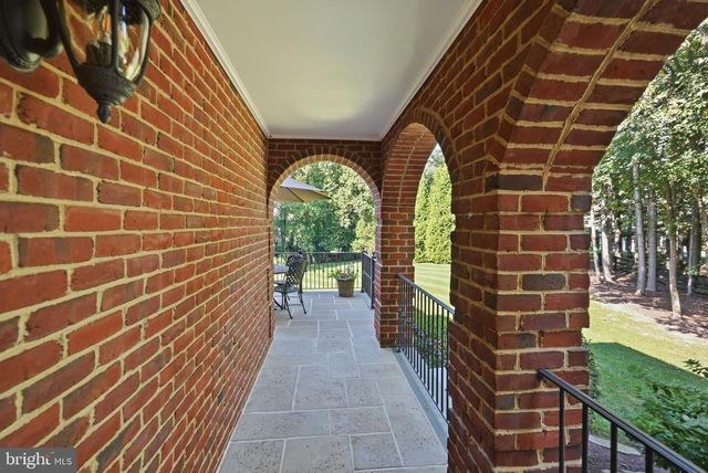 3002 APPLE BROOK LN, Oakton, VA 22124
