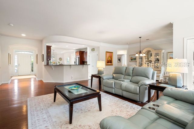 6 Miramar Ct, Bluffton, SC 29910