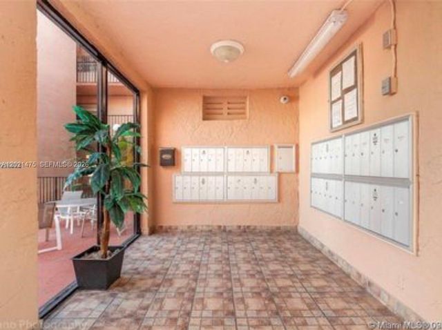 6175 W 20th Ave 309, Hialeah, FL 33012