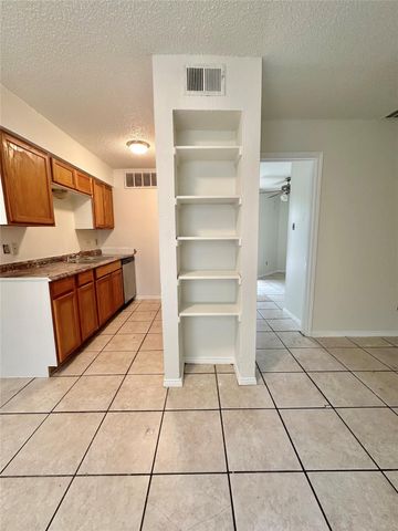 4322 Gillis ST 105, Austin, TX 78745