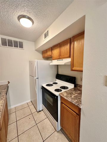 4322 Gillis ST 105, Austin, TX 78745