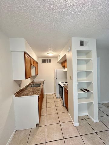 4322 Gillis ST 105, Austin, TX 78745
