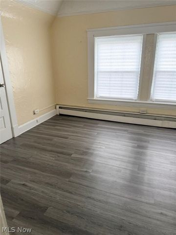 1830 Corning Avenue, Cleveland, OH 44109