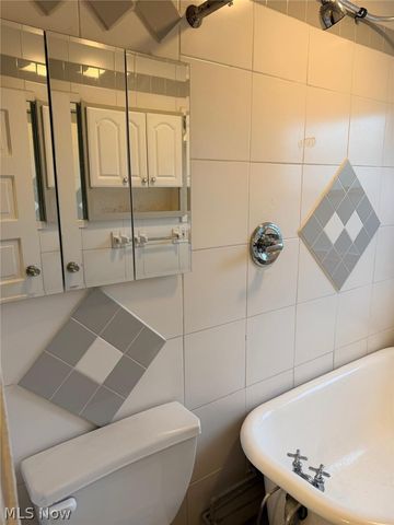 1830 Corning Avenue, Cleveland, OH 44109