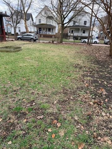 1830 Corning Avenue, Cleveland, OH 44109