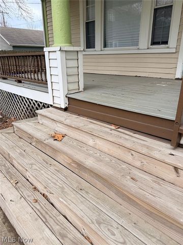 1830 Corning Avenue, Cleveland, OH 44109