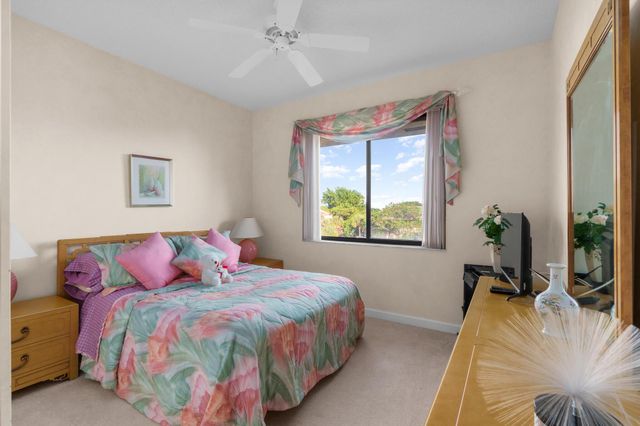 7546 La Paz Blvd 405, Boca Raton, FL 33433