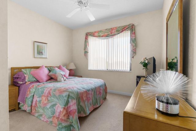 7546 La Paz Blvd 405, Boca Raton, FL 33433