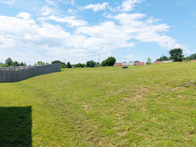 3401 MUIRWOOD CT, Columbia, MO 65202
