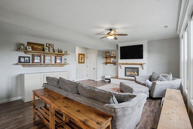 3401 MUIRWOOD CT, Columbia, MO 65202