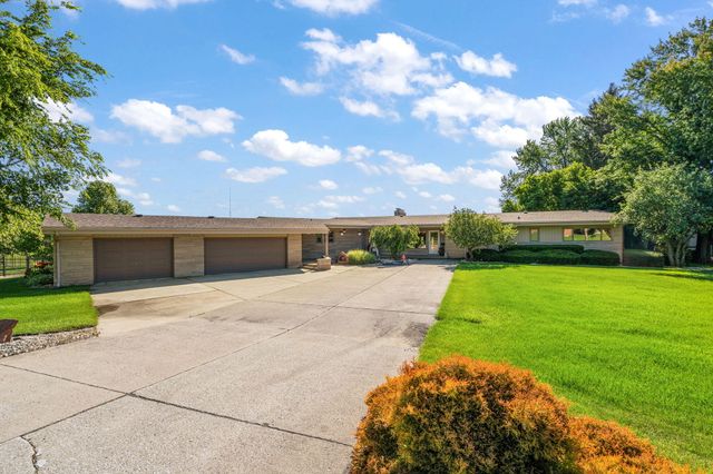 15221 Colfax Street, Lowell, IN 46356