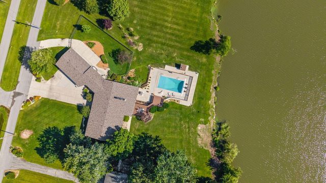 15221 Colfax Street, Lowell, IN 46356