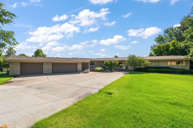 15221 Colfax Street, Lowell, IN 46356
