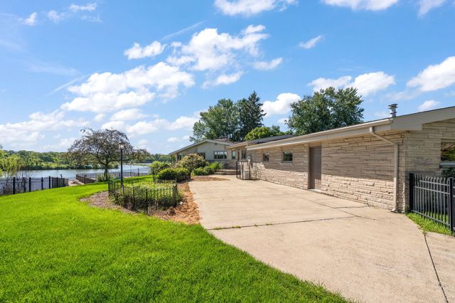 15221 Colfax Street, Lowell, IN 46356