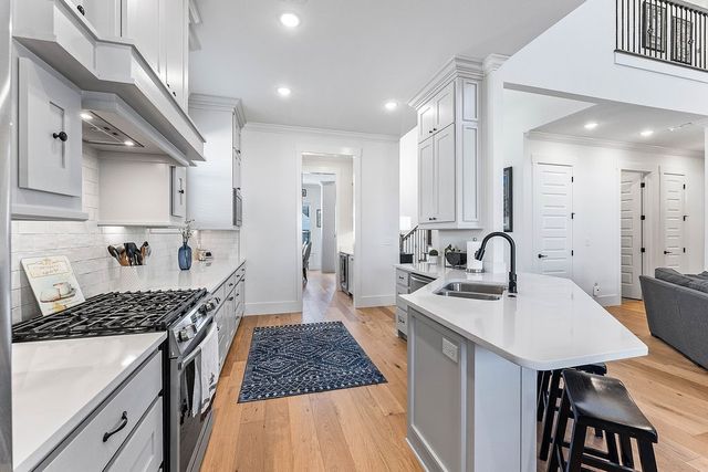 330 Rainforest Loop, Centerton, AR 72719