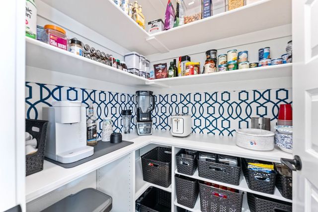 330 Rainforest Loop, Centerton, AR 72719