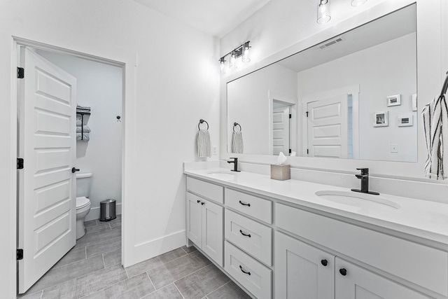 330 Rainforest Loop, Centerton, AR 72719