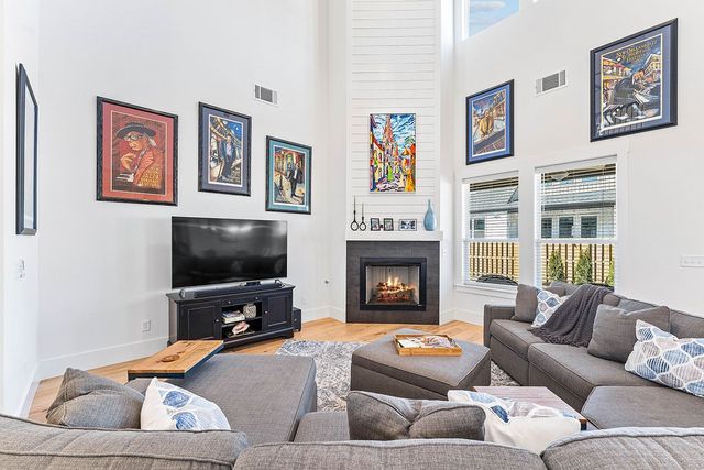 330 Rainforest Loop, Centerton, AR 72719