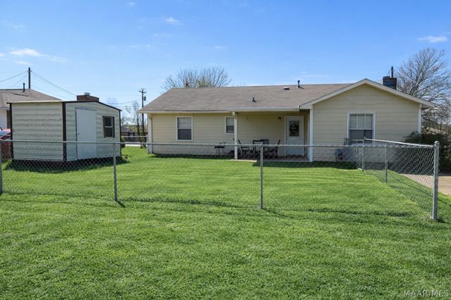 1644 Deatsville Highway, Millbrook, AL 36054