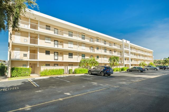300 N HIGHWAY A1A 101M, Jupiter, FL 33477