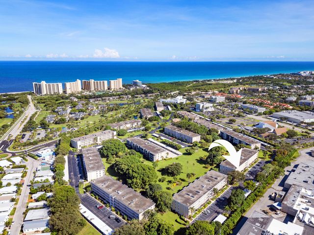 300 N HIGHWAY A1A 101M, Jupiter, FL 33477