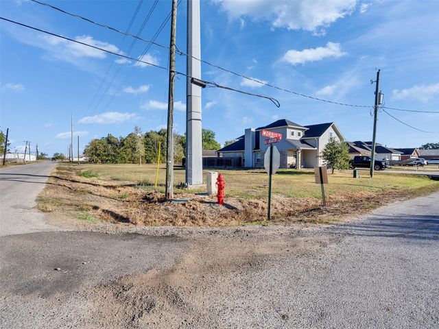 000 Morris, Road, East Bernard, TX 77435