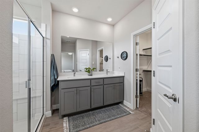 1927 Jackson Street, Cleburne, TX 76033