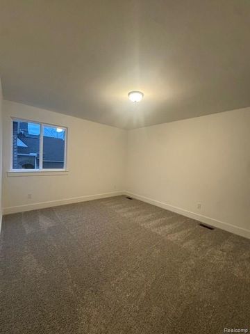 22615 Novi Road, Novi, MI 48375