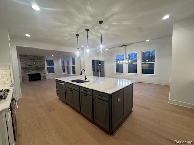 22615 Novi Road, Novi, MI 48375