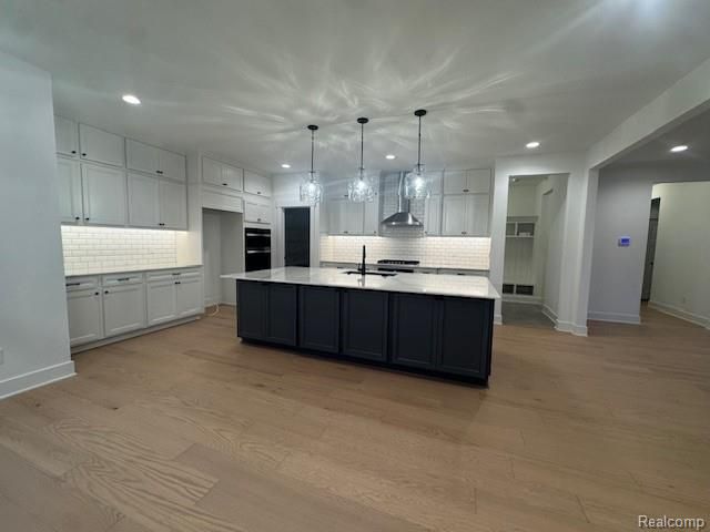 22615 Novi Road, Novi, MI 48375