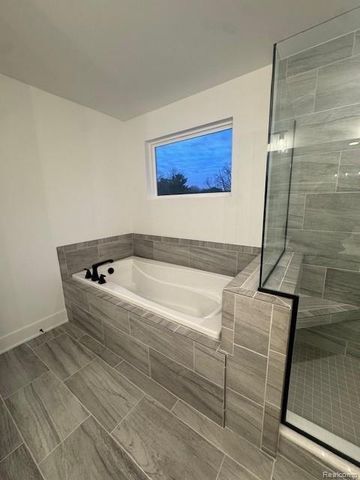 22615 Novi Road, Novi, MI 48375