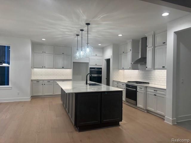 22615 Novi Road, Novi, MI 48375