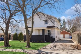 522 N Central Avenue 2, Highwood, IL 60040
