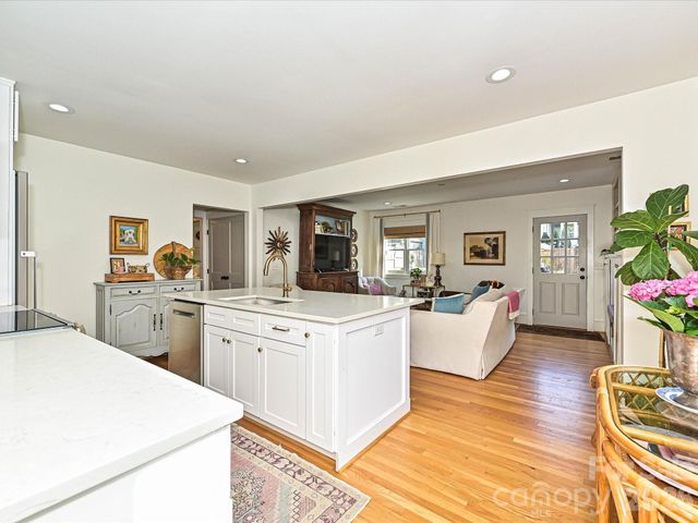 505 E Tremont Avenue, Charlotte, NC 28203