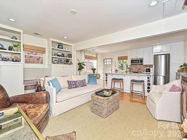 505 E Tremont Avenue, Charlotte, NC 28203