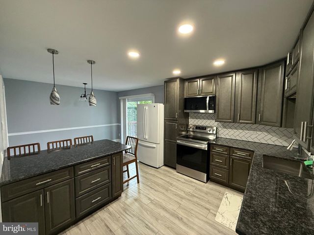 1907 INKBERRY LN, Bensalem, PA 19020