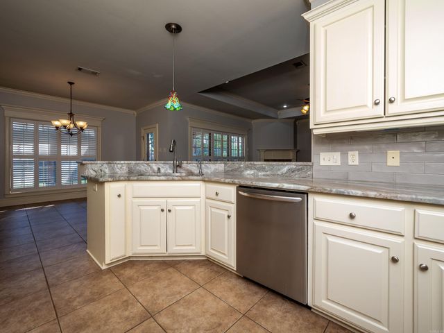 133 Sancerre Drive, Maumelle, AR 72113