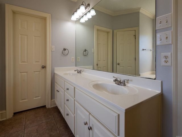 133 Sancerre Drive, Maumelle, AR 72113