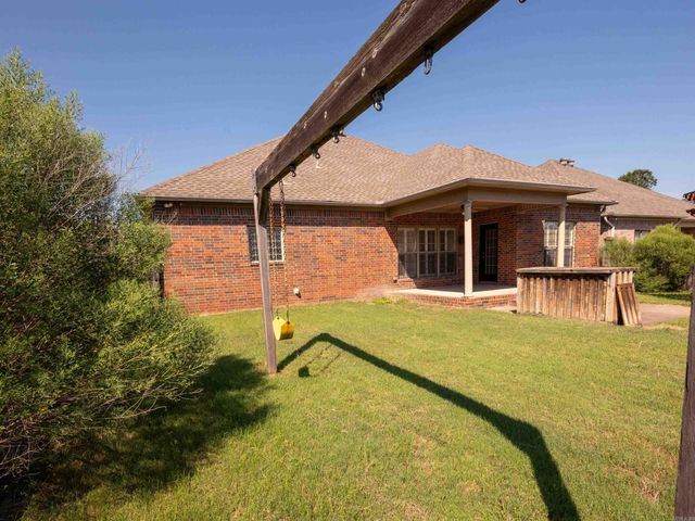 133 Sancerre Drive, Maumelle, AR 72113
