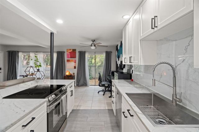 6322 TREETOP CIRCLE, Temple Terrace, FL 33617