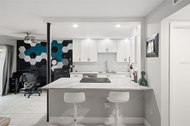 6322 TREETOP CIRCLE, Temple Terrace, FL 33617