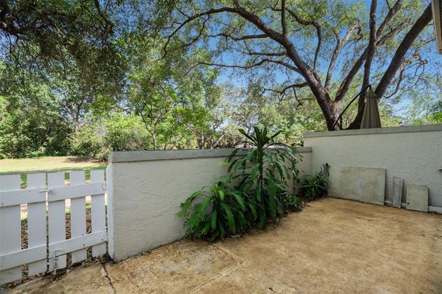 6322 TREETOP CIRCLE, Temple Terrace, FL 33617