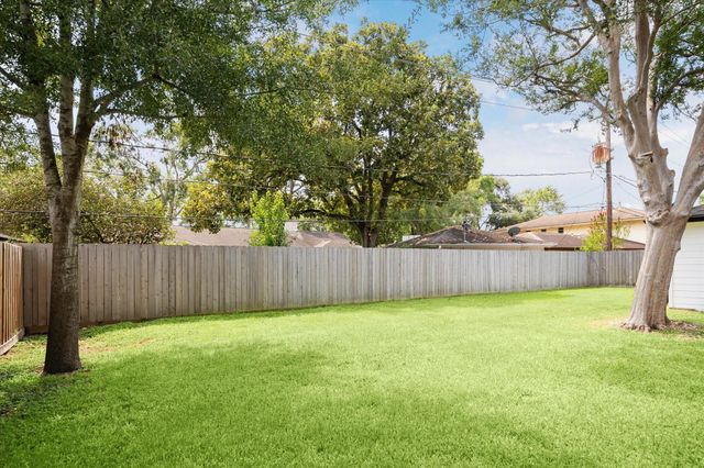 5615 Indigo Street, Houston, TX 77096