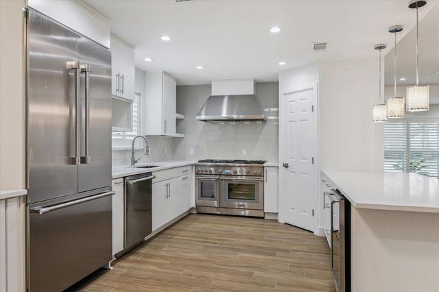 5615 Indigo Street, Houston, TX 77096