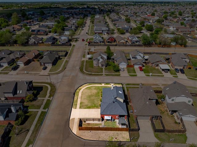 1612 SW 23rd Street, Moore, OK 73170